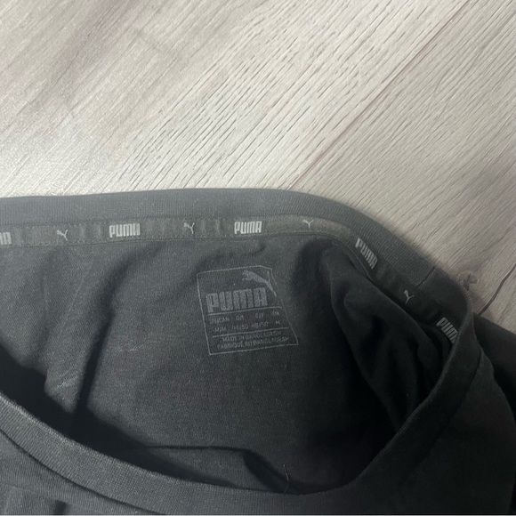 Puma tee shirt 🐆 - Picture 3 of 3